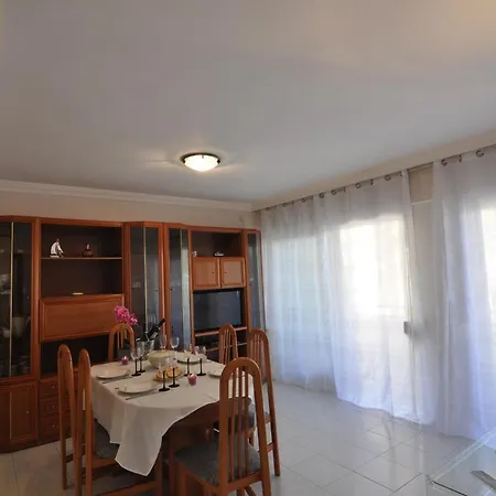 Rnet - Rhc- 2214 - Center Apartment